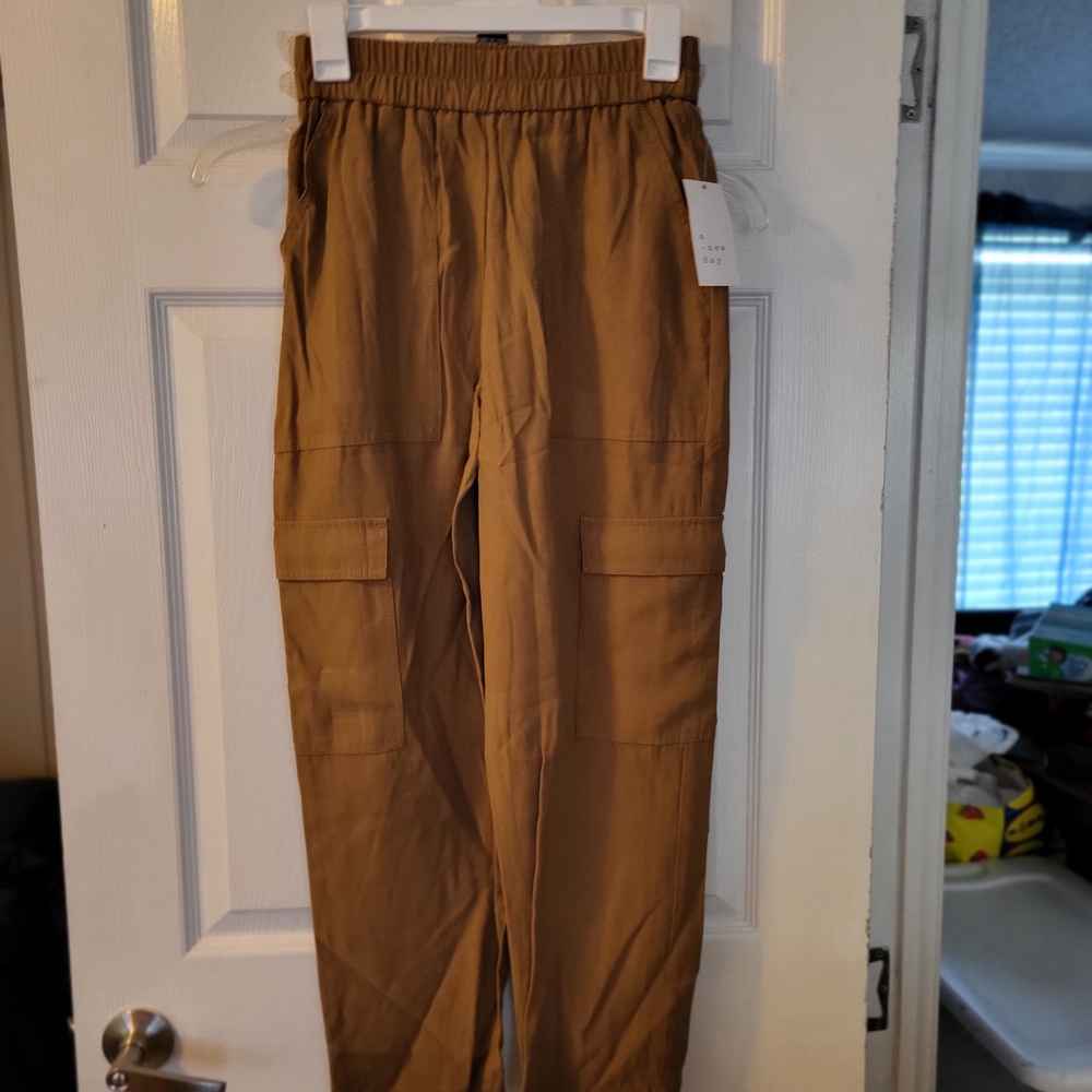 4ct a new day Womens Tan Cargo Pants